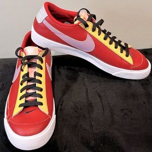 NEW Nike Blazer Low NBY (OD) Casual Sneaker - US Size Mens 10.5 (fits Women 12)